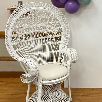 White Peacock Chair - Rental